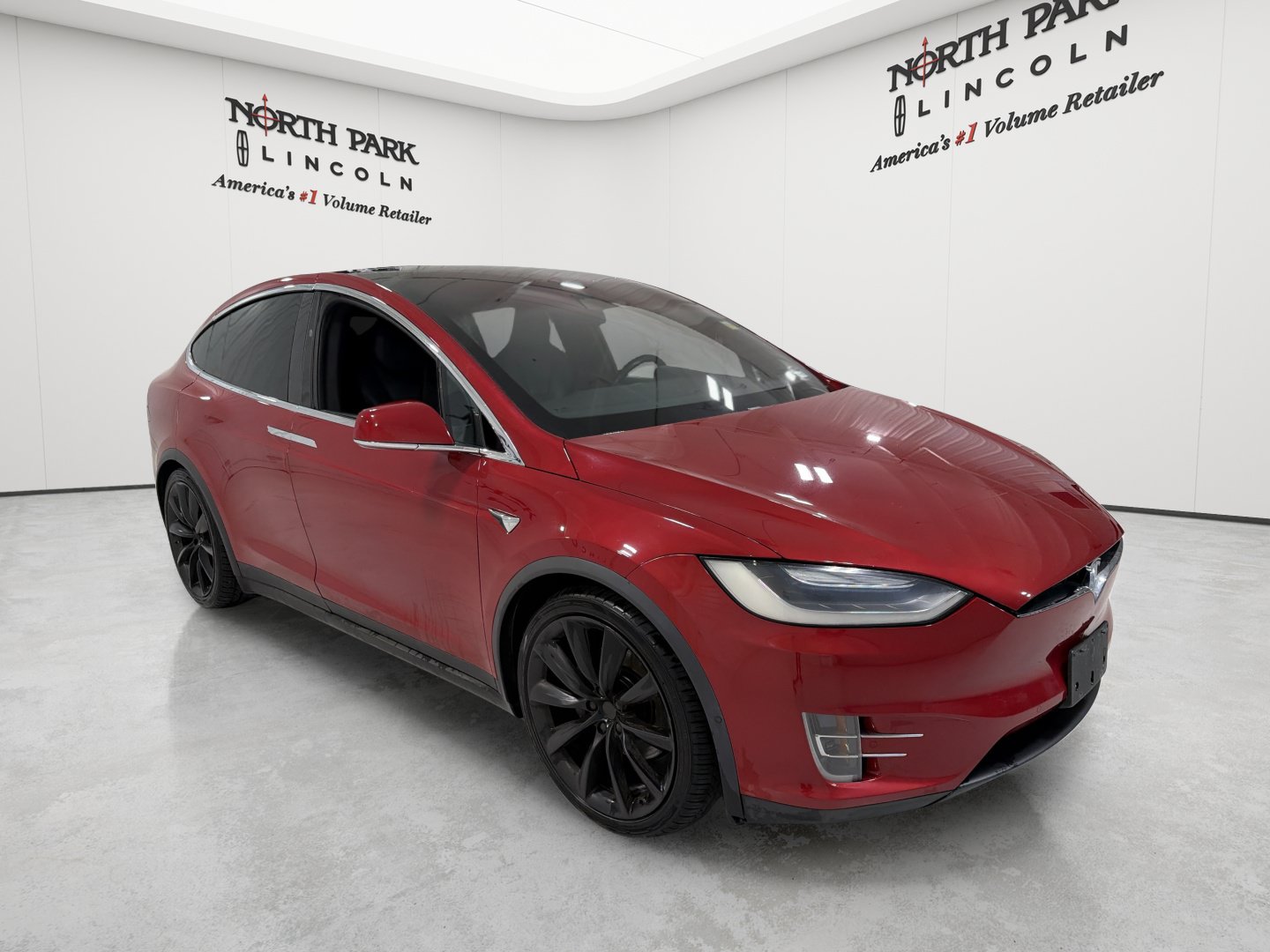 Used 2017 Tesla Model X 100D AWD/4WD image 7