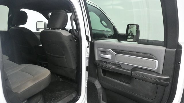 Used 2023 RAM 2500 Big Horn w/ Level 1 Equipment Group AWD/4WD image 10