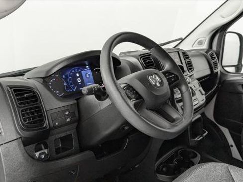 Used 2025 RAM ProMaster 2500 w/ U-Haul Equipment Group FWD image 21