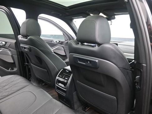 Used 2023 BMW X5 sDrive40i w/ M Sport Package image 24