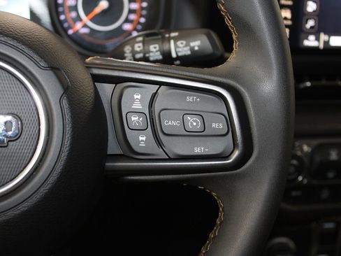 Used 2024 Jeep Wrangler Sport S image 35