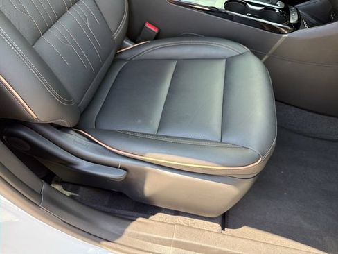 Used 2025 Buick Envista Avenir FWD image 26