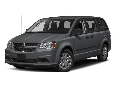 Used 2017 Dodge Grand Caravan SE image 3