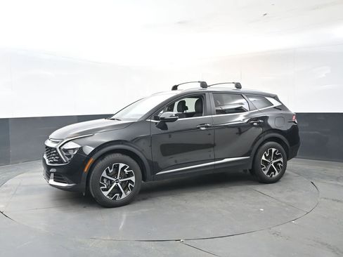 Certified 2023 Kia Sportage EX image 2