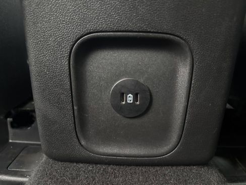 Used 2024 Ford Escape ST-Line image 30