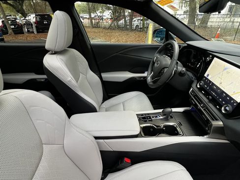 Used 2025 Lexus RX 350 image 47