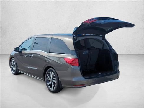 Used 2023 Honda Odyssey Touring image 10