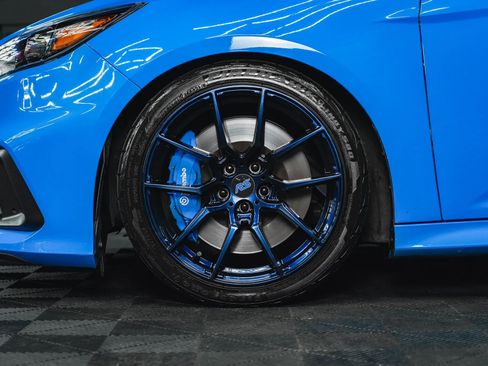 Used 2017 Ford Focus RS image 16