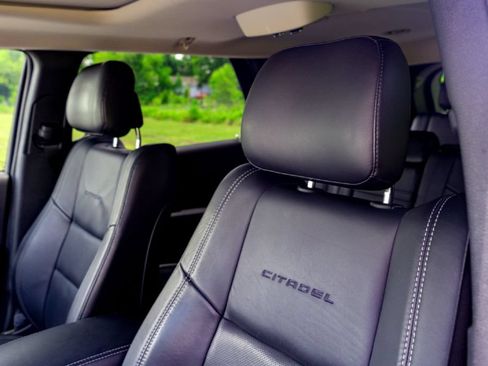 Used 2013 Dodge Durango Citadel w/ Technology Group AWD/4WD image 12