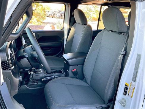 Used 2024 Jeep Wrangler Sport S image 23