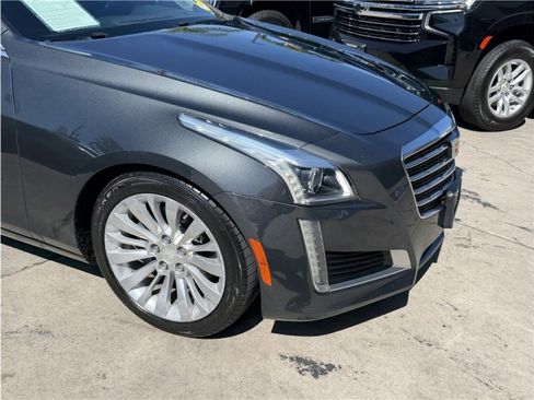 Used 2018 Cadillac CTS Luxury RWD image 7