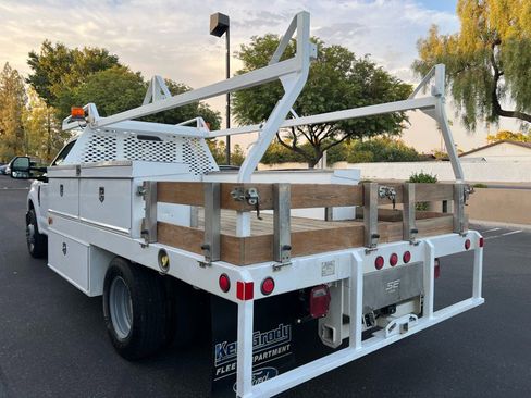 Used 2020 Ford F350 XL w/ Power Equipment Group image 7