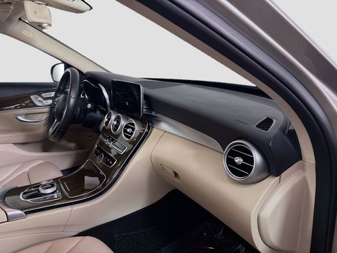 Used 2019 Mercedes-Benz C 300 C 300 image 30