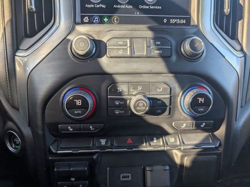 Used 2022 Chevrolet Silverado 2500 LT w/ Convenience Package image 14