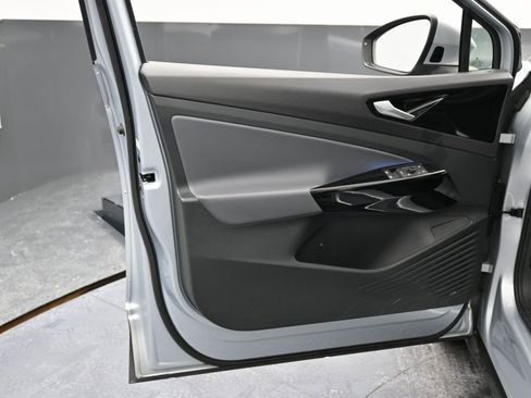 Used 2021 Volkswagen ID.4 Pro w/ ID.4 Protection Package image 37