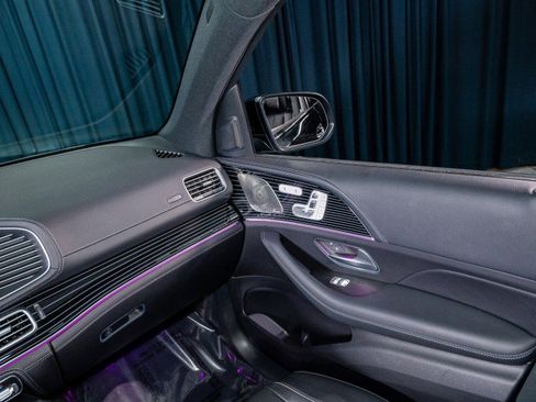 Certified 2024 Mercedes-Benz GLS 580 4MATIC image 24