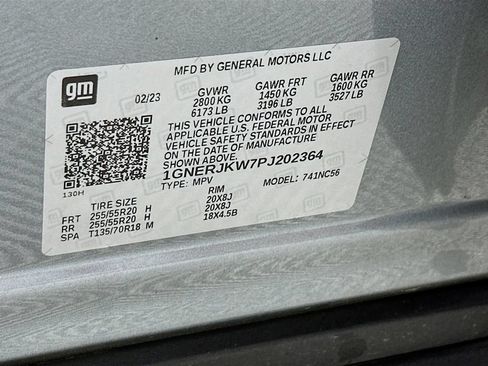 Used 2023 Chevrolet Traverse RS w/ LPO, Floor Liner Package FWD image 27