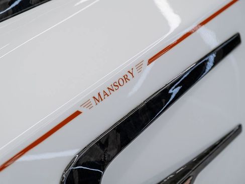 Used 2024 Rolls-Royce Cullinan image 30