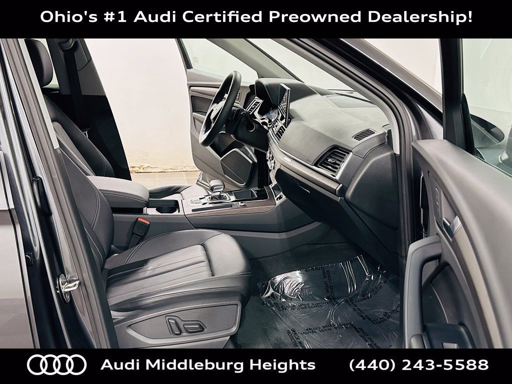 Certified 2023 Audi Q5 2.0T Premium w/ Convenience Package AWD/4WD image 10
