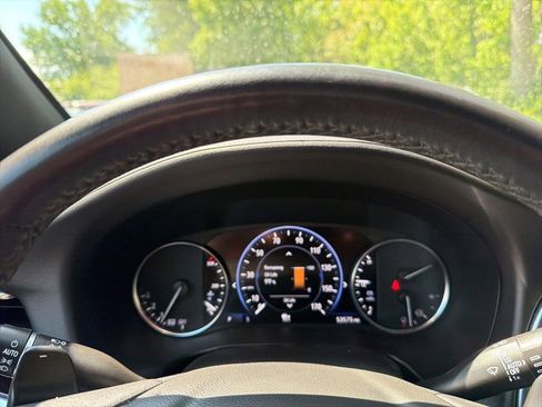 Used 2023 Buick Enclave Avenir w/ Avenir Technology Package AWD/4WD image 30