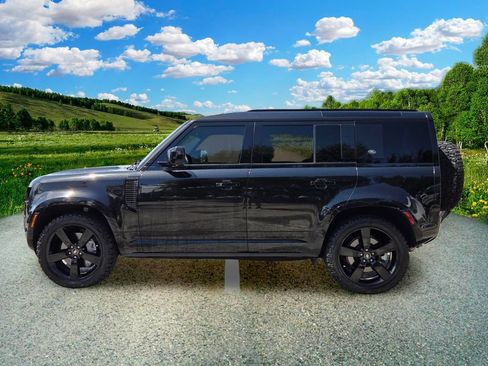 Used 2023 Land Rover Defender 110 X-Dynamic SE AWD/4WD image 3