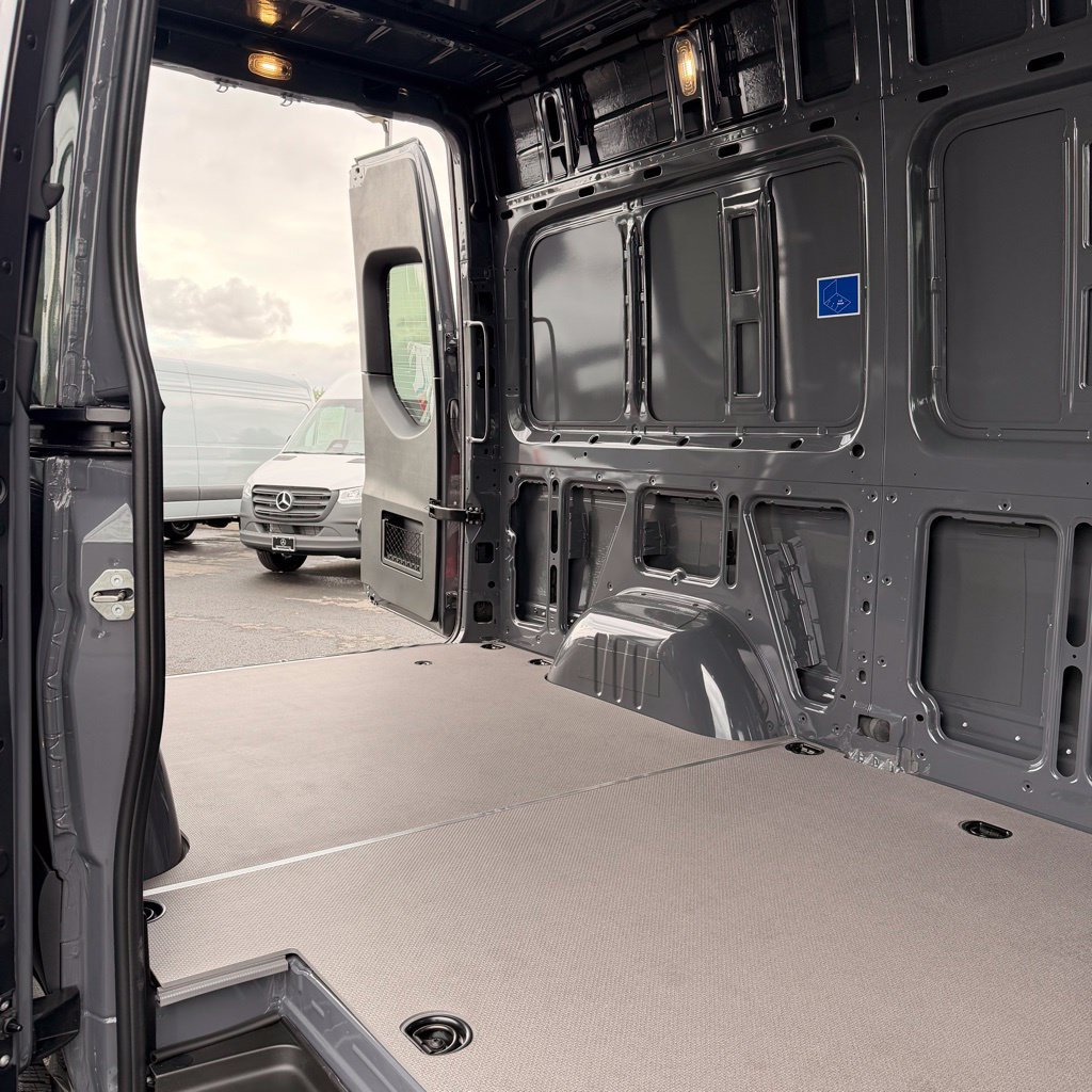 New 2026 Mercedes-Benz Sprinter 2500 image 25