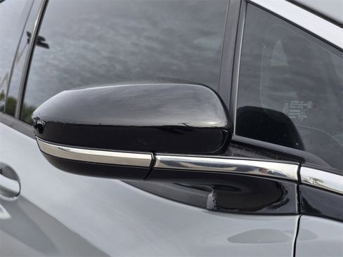 Used 2020 Chevrolet Bolt LT image 13