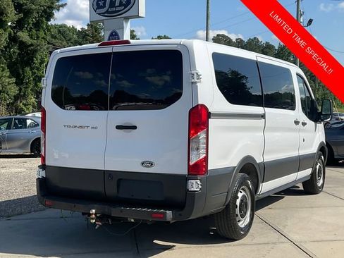 Used 2017 Ford Transit 150 XL image 7