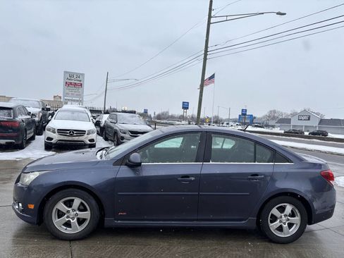 Used 2013 Chevrolet Cruze LT w/ All-Star Edition image 4