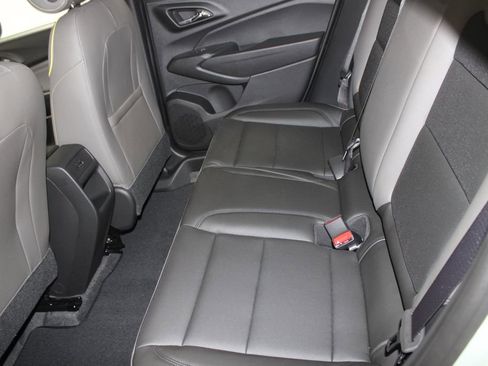 New 2026 Chevrolet Trax ACTIV w/ Driver Confidence Package image 17