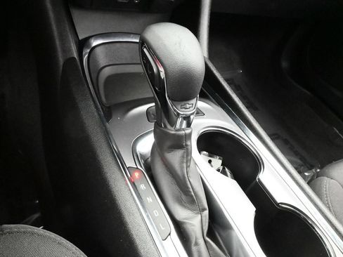 Used 2024 Chevrolet Malibu LT FWD image 22