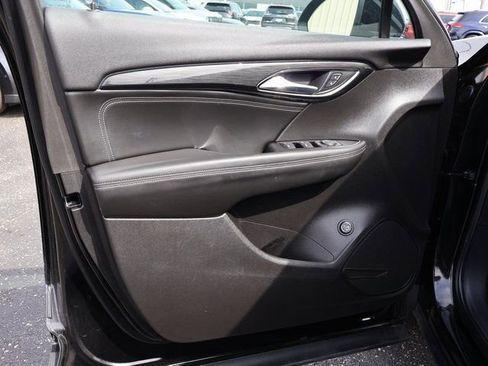 Used 2023 Buick Envision Preferred image 22