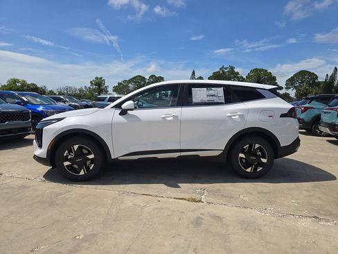 New 2026 Kia Sportage LX FWD image 5