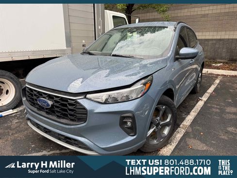 Used 2023 Ford Escape ST-Line Select w/ Tech Pack #2 image 1