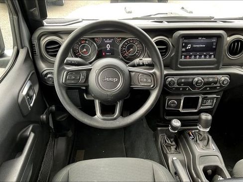 Used 2022 Jeep Wrangler Unlimited Sport image 5