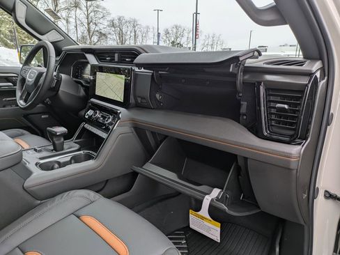 New 2026 GMC Sierra 1500 AT4 w/ AT4 Premium Package AWD/4WD image 26
