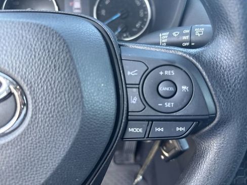 Certified 2022 Toyota RAV4 LE image 12