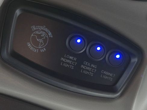 Used 2024 Mercedes-Benz Sprinter 2500 image 20