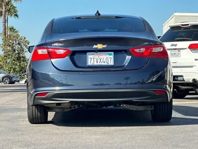 Used 2017 Chevrolet Malibu LT