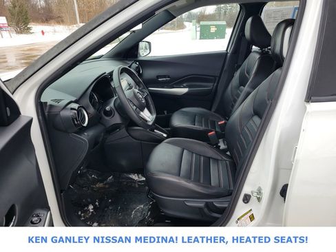 Used 2019 Nissan Kicks SR w/ SR Premium Package image 36