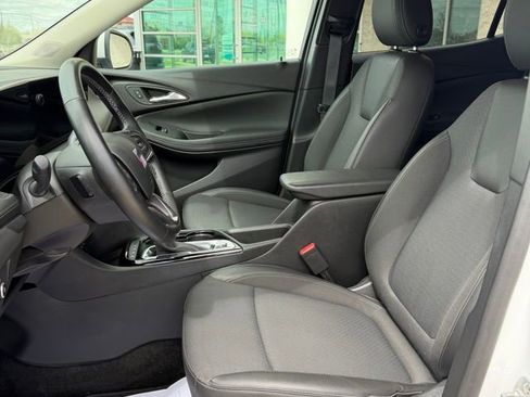 Used 2024 Buick Encore GX Preferred w/ Comfort Package AWD/4WD image 10