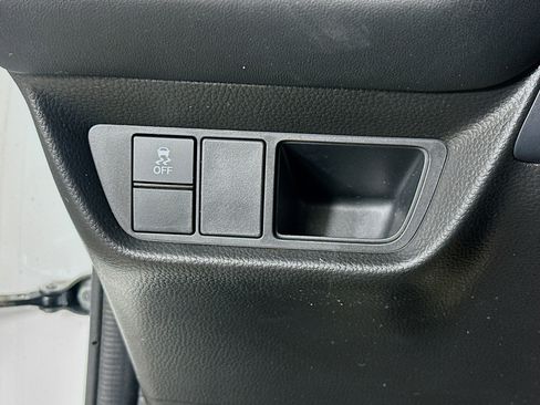 Used 2024 Honda HR-V Sport image 17