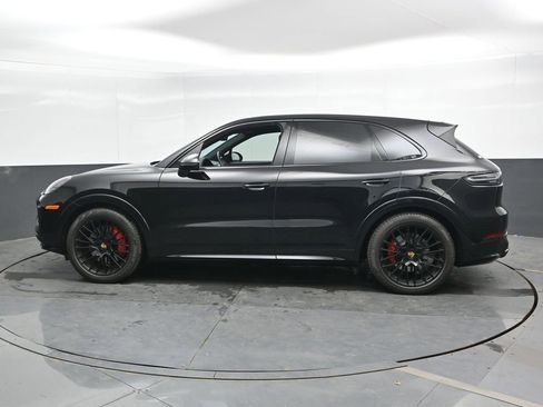 Used 2023 Porsche Cayenne GTS AWD/4WD image 10