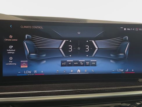 New 2026 BMW X5 sDrive40i w/ M Sport Package RWD image 18