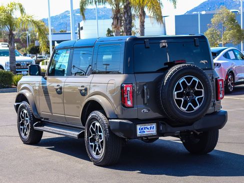 Certified 2025 Ford Bronco Outer Banks AWD/4WD image 6