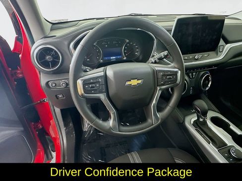 Used 2024 Chevrolet Blazer LT w/ Convenience Package image 16