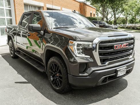 Used 2021 GMC Sierra 1500 4x4 Crew Cab w/ Sierra Value Package image 6
