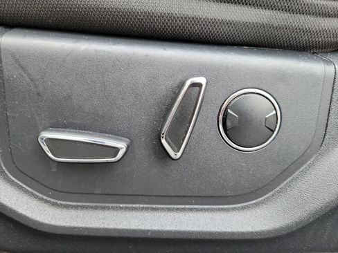 Used 2016 Ford F150 XLT w/ Equipment Group 302A Luxury image 19