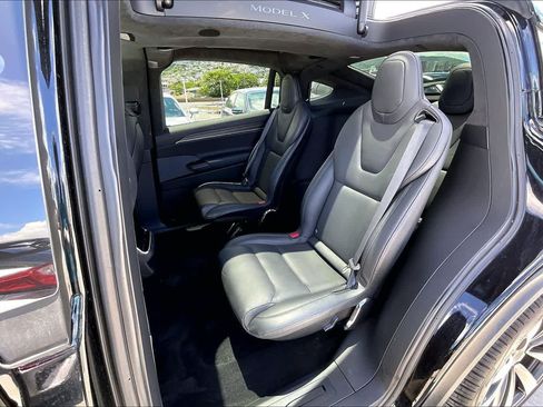 Used 2023 Tesla Model X AWD/4WD image 29