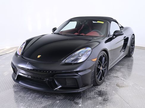 Used 2022 Porsche 718 Boxster Spyder image 11
